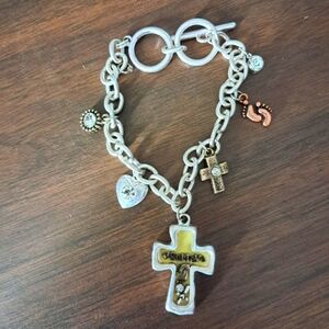 Inspirational cross charm bracelet